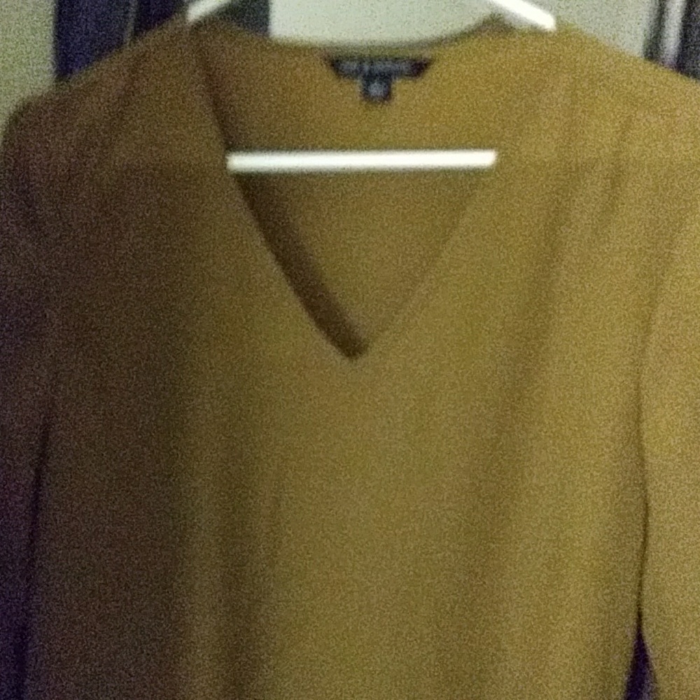 Zac and Rachel blouse